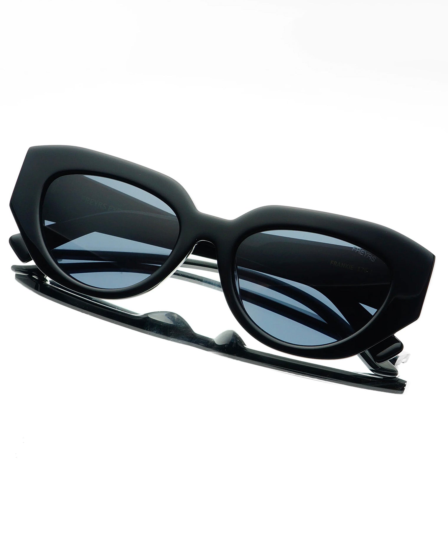 LSPACE Black Cat Eye Designer Sunglasses for Women - LSPACE Freyrs Frankie - Clothing|Swim